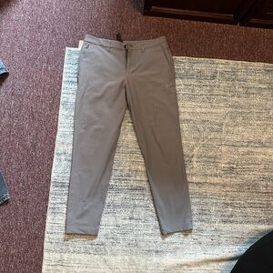 lululemon athletica Men's Light Gray ABC trouser 31/30